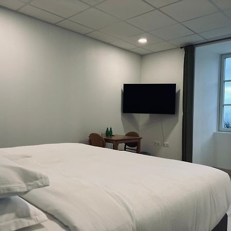 Chateau Lecusse - La Grande Roche - Hotel, Spa, Boutique & Restaurant Broze Экстерьер фото