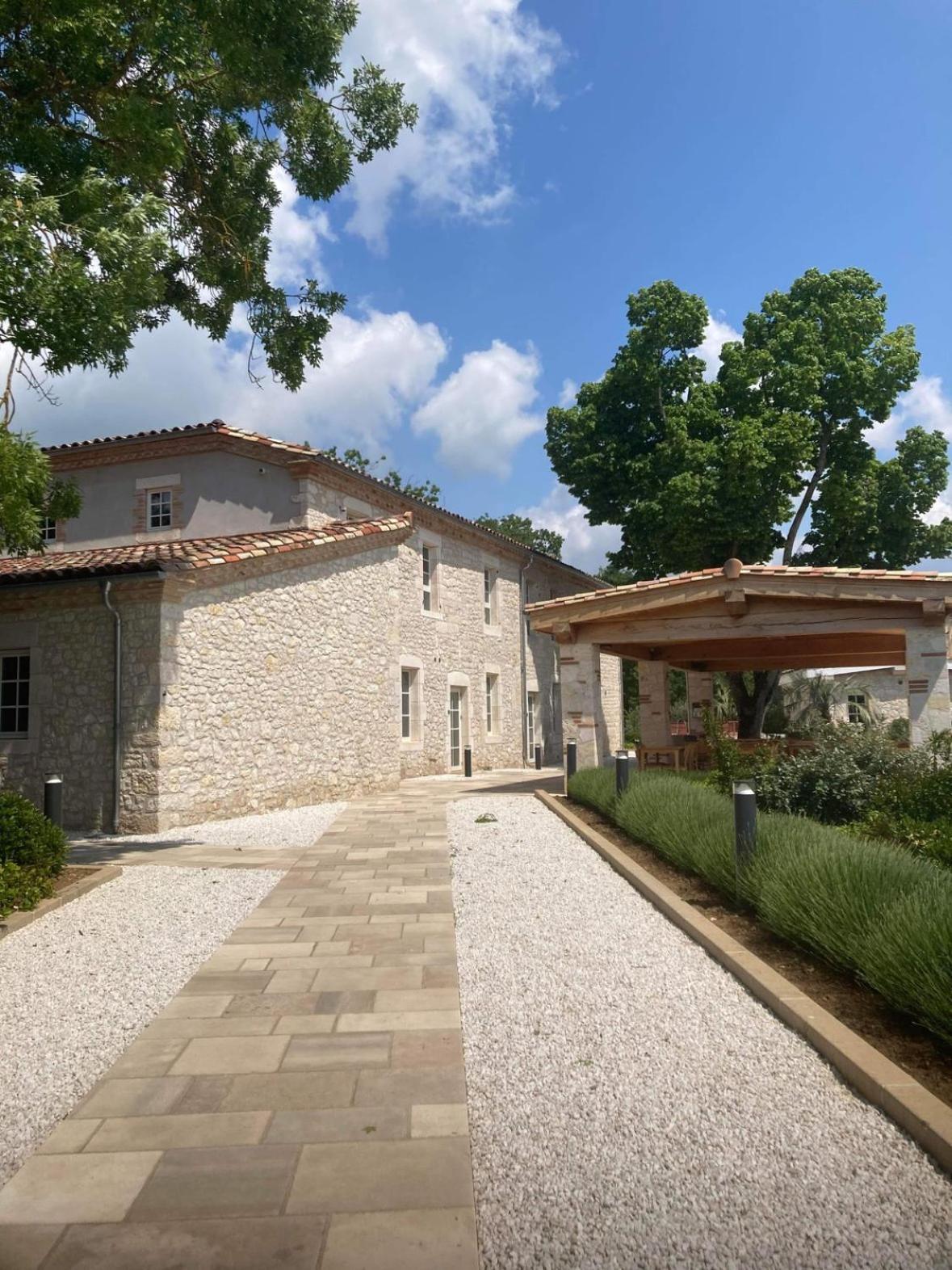 Chateau Lecusse - La Grande Roche - Hotel, Spa, Boutique & Restaurant Broze Экстерьер фото