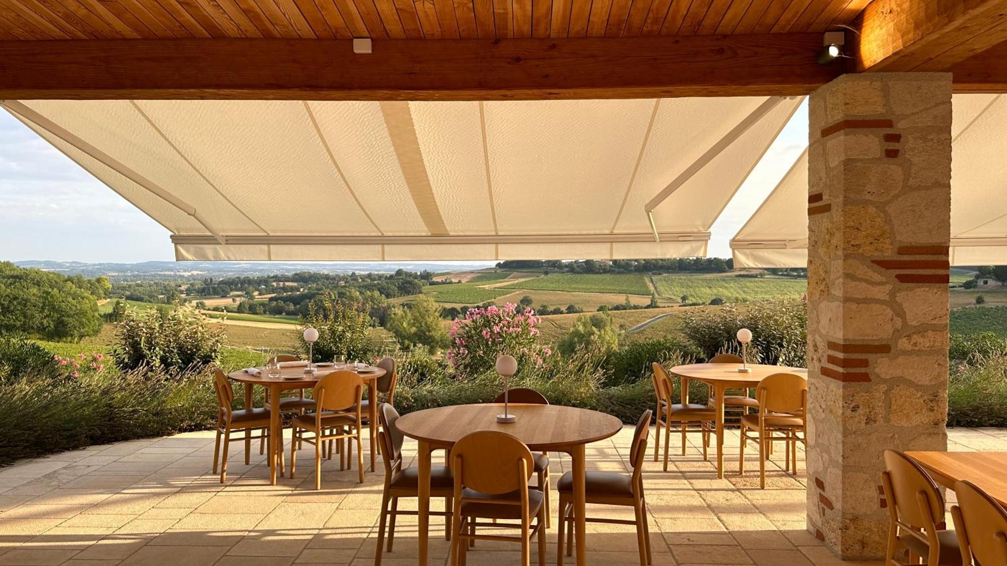Chateau Lecusse - La Grande Roche - Hotel, Spa, Boutique & Restaurant Broze Экстерьер фото