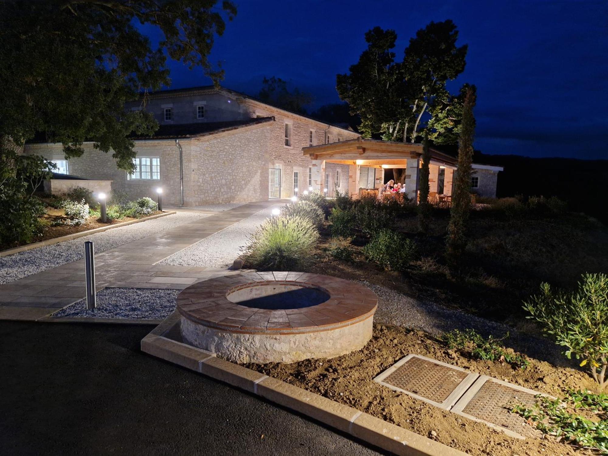 Chateau Lecusse - La Grande Roche - Hotel, Spa, Boutique & Restaurant Broze Экстерьер фото